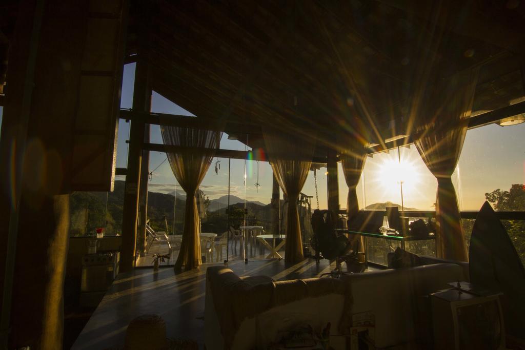 Haleiwa Chales E Suites - A Guest House Do Prumirim Ubatuba Kültér fotó